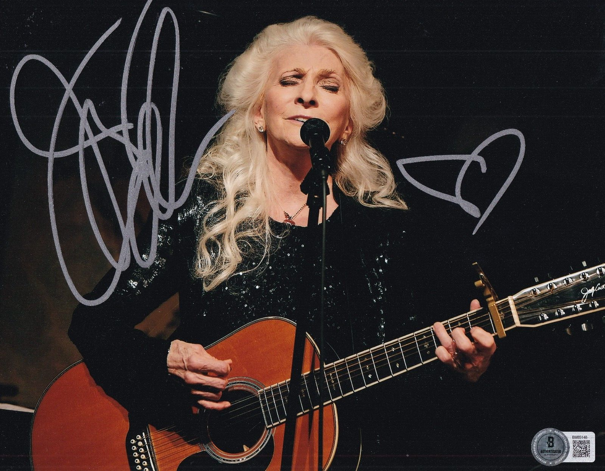JUDY COLLINS signed (WILDFLOWERS) Music Singer 8X10 photo BECKETT BM85148
