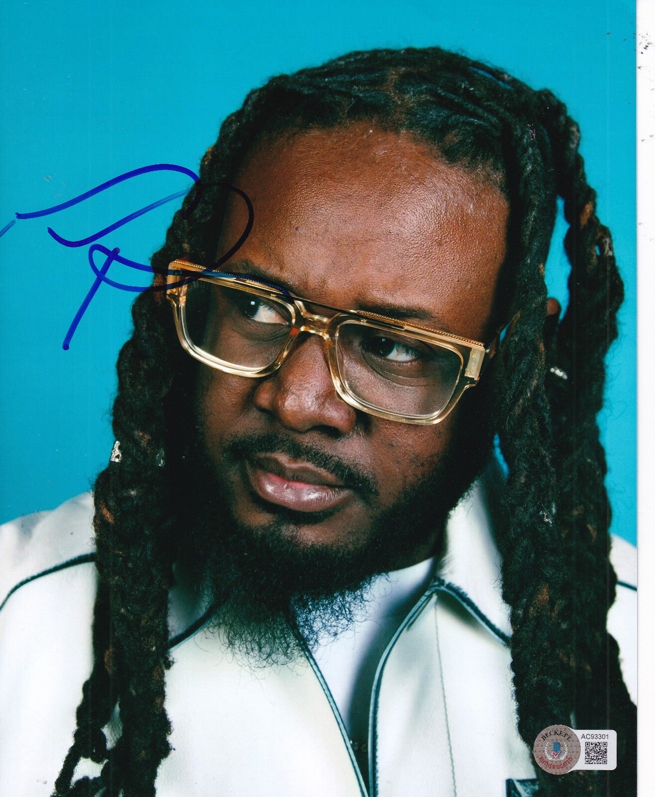 T-PAIN signed (ON TOP OF THE COVERS) Music R&B Rap 8X10 BECKETT BAS AC93301