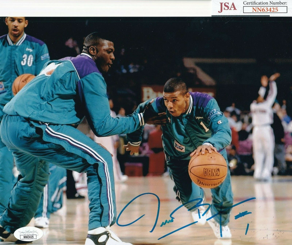 MUGGSY BOGUES signed (CHARLOTTE HORNETS) Basketball 8X10 photo JSA NN63425