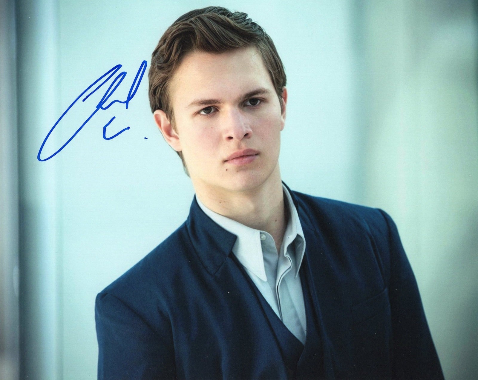 Ansel Elgort Divergent Insurgent Caleb Signed 8x10 Photo w/COA #3