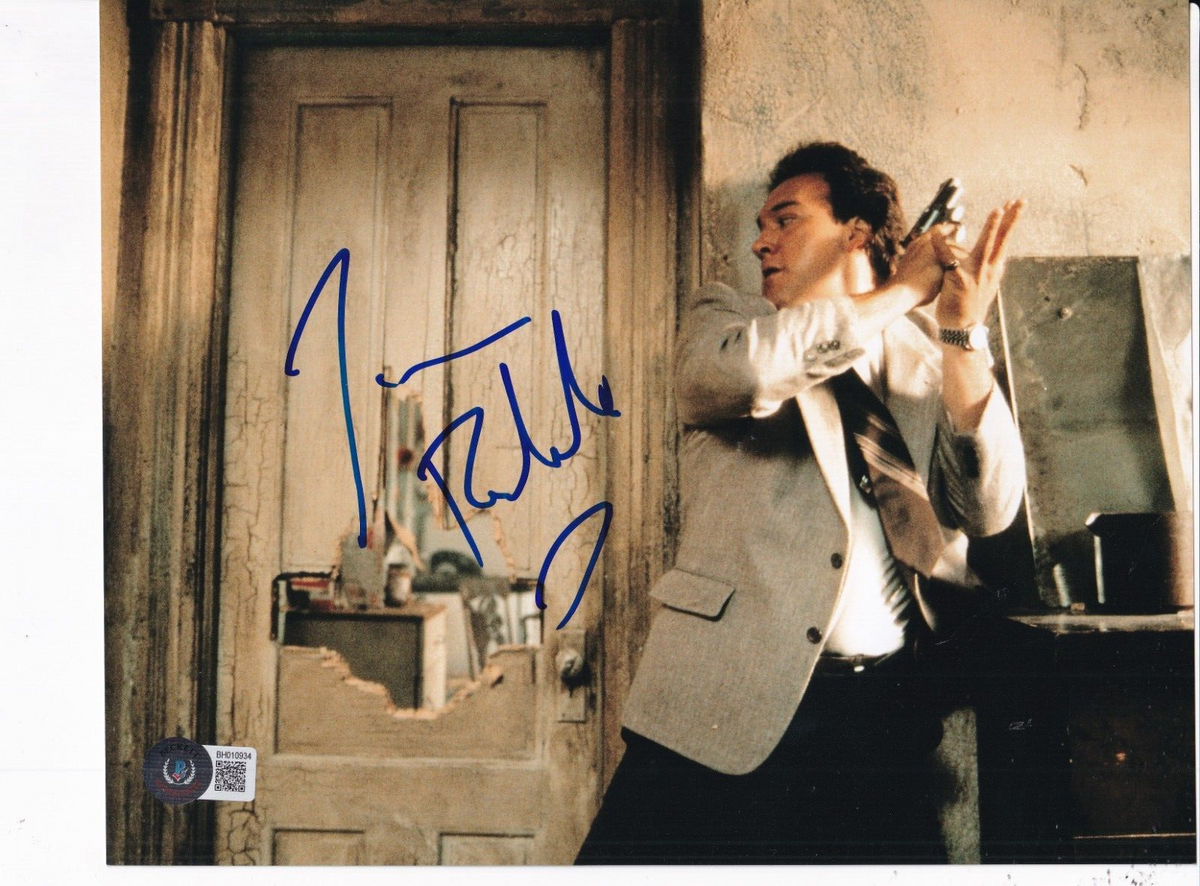 JIM BELUSHI signed (K-9) Dooley movie autographed 8X10 photo BECKETT BH010934