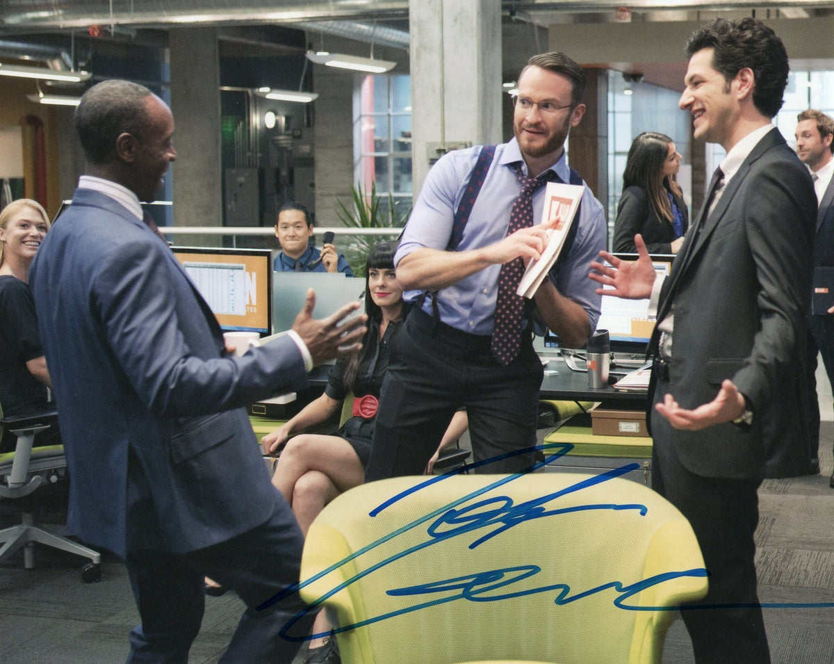 Josh Lawson House of Lies Signed 8x10 Photo w/COA #2