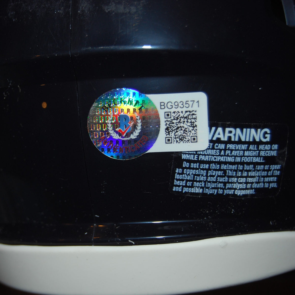 WILLIE GAULT signed (CHICAGO BEARS) mini football helmet BECKETT BAS BG93571