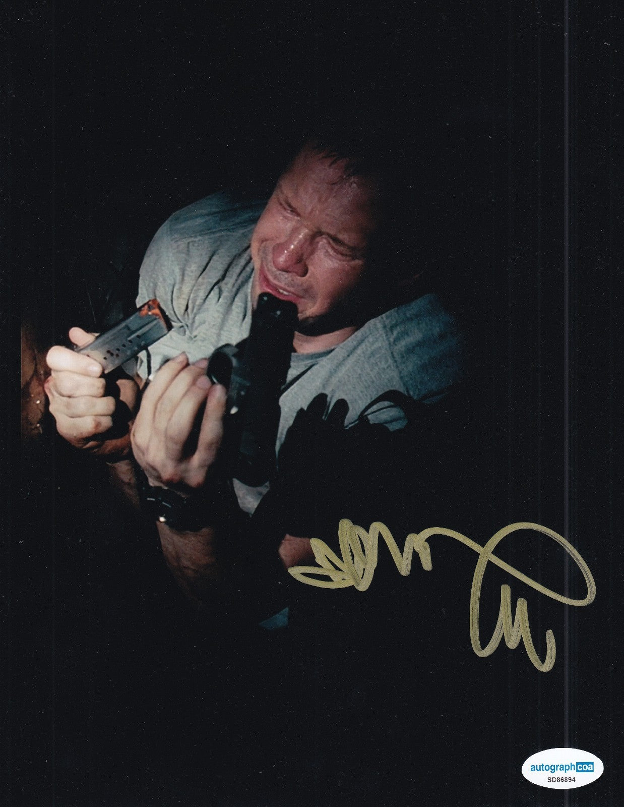 DONNIE WAHLBERG signed (SAW II) Movie Eric Matthews 8X10 photo ACOA SD86894