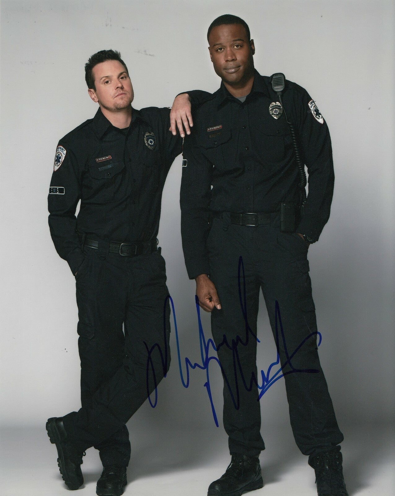 MICHAEL MOSLEY signed (SIRENS) TV SHOW Autographed *Johnny* 8X10 photo W/COA #1