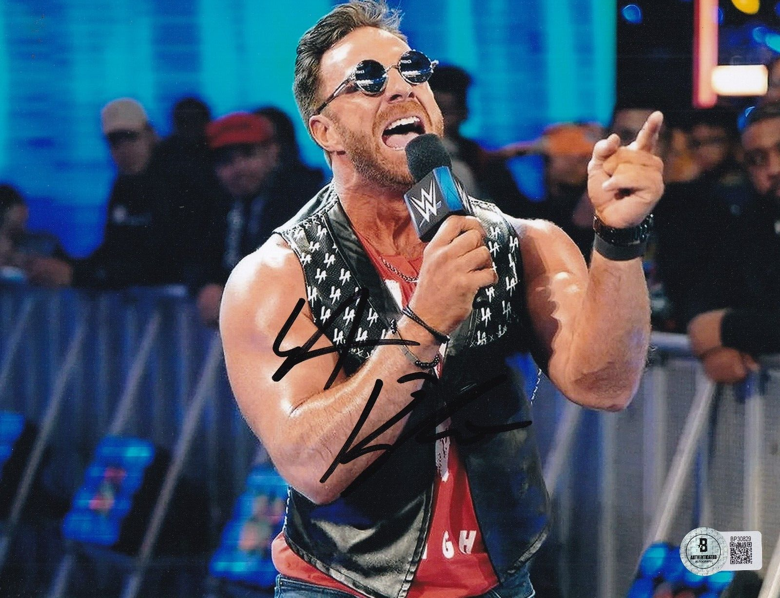 LA Knight signed (WWE) Wrestling Smackdown 8X10 photo BECKETT BAS BP30829