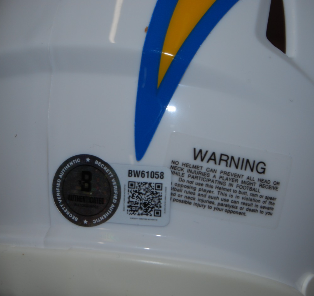 MIKE MCDANIEL signed (SAN DIEGO CHARGERS) mini football helmet BECKETT BW61058