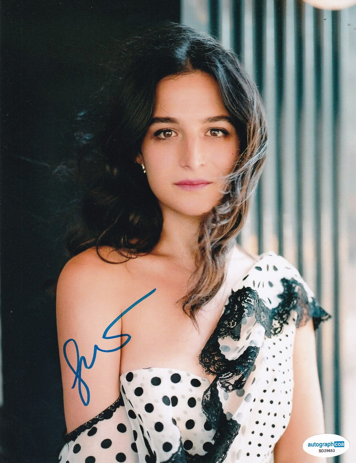 JENNY SLATE signed (OBVIOUS CHILD) Movie actress 8X10 photo ACOA SD29653