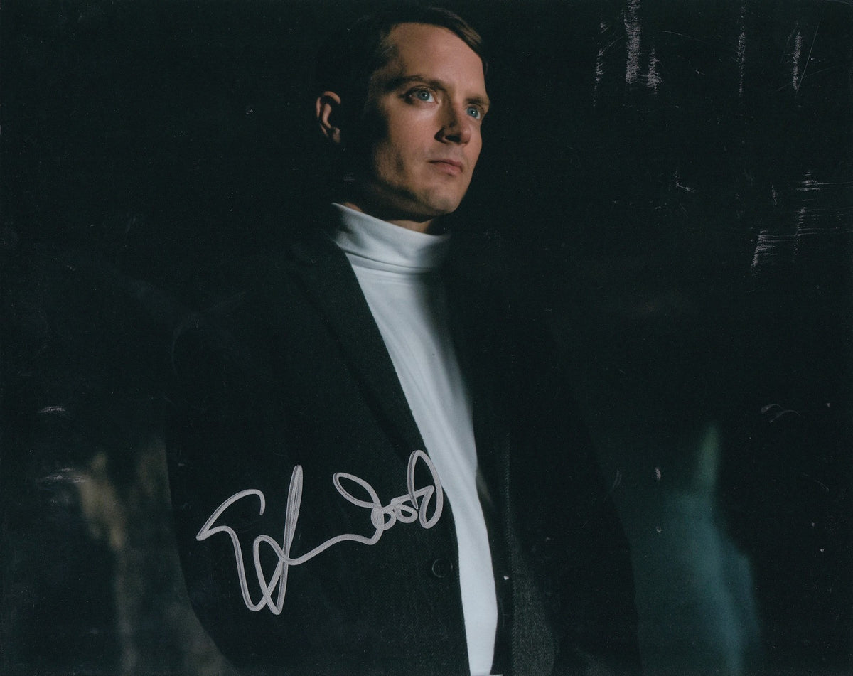 ELIJAH WOOD signed *The Last Witch Hunter* 8X10 photo *PROOF* W/COA Dolan 37 #2