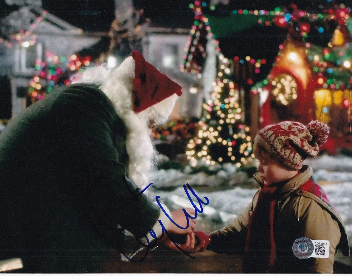 KEN HUDSON CAMPBELL signed (HOME ALONE) Santa Movie 8X10 photo BECKETT AD74083