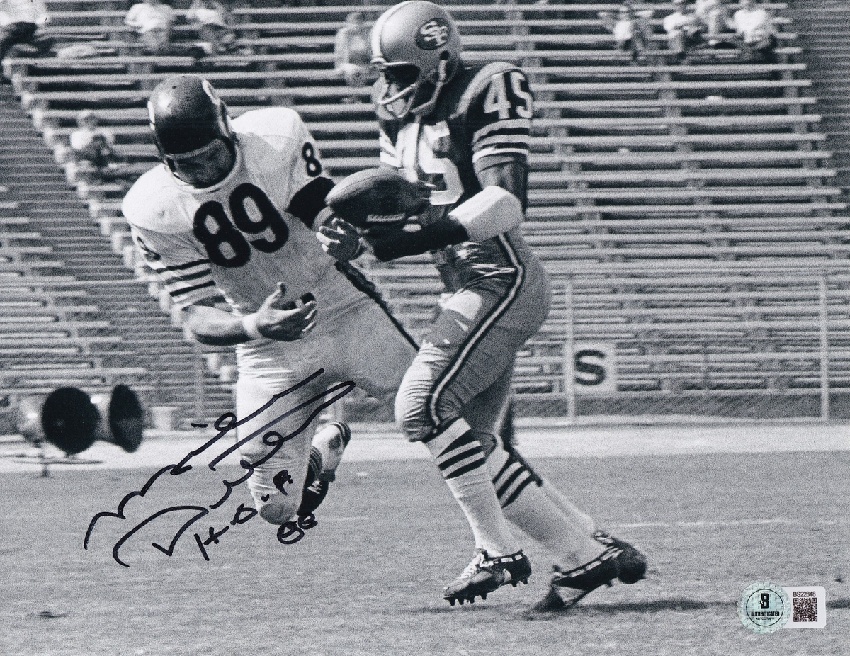 MIKE DITKA signed (CHICAGO BEARS) football 8X10 photo BECKETT BAS BS22848