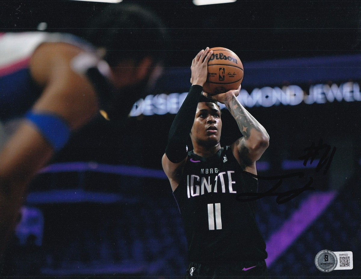 TYLER SMITH signed (G-LEAGUE IGNITE) NBA basketball 8X10 photo BECKETT BM85022
