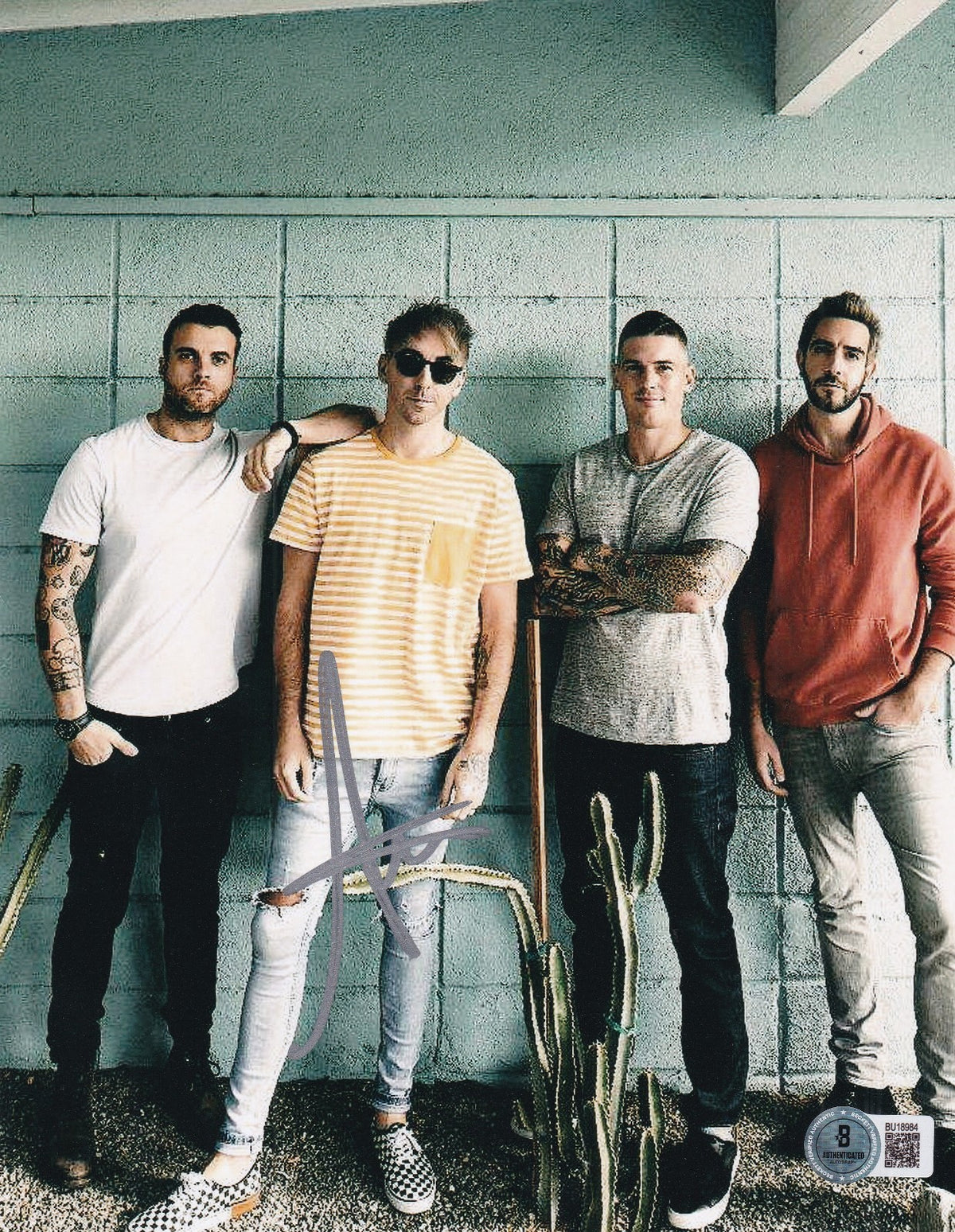 ALEX GASKARTH signed (ALL TIME LOW) Lead Singer 8X10 photo BECKETT BAS BU18984