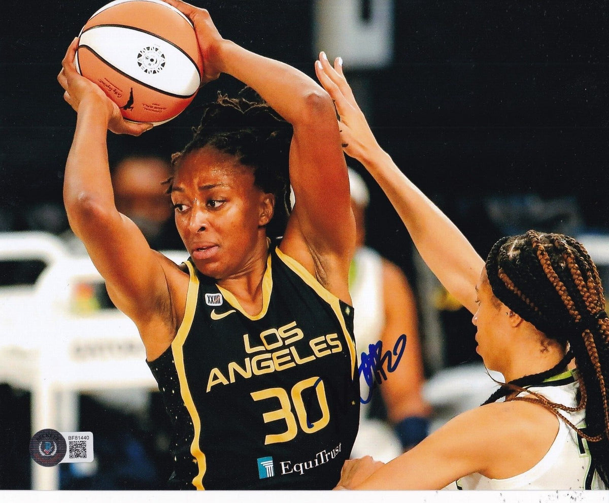 NNEKA OGWUMIKE signed (LOS ANGELES SPARKS) WNBA basketball 8X10 BECKETT BF81440