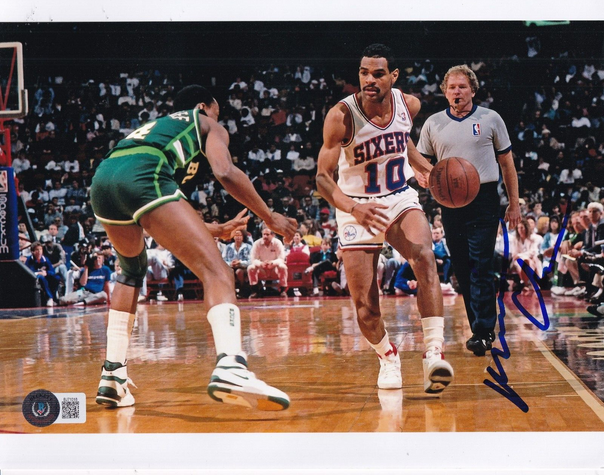 MAURICE CHEEKS signed (PHILADELPHIA 76ERS) basketball 8X10 photo BECKETT BJ71018