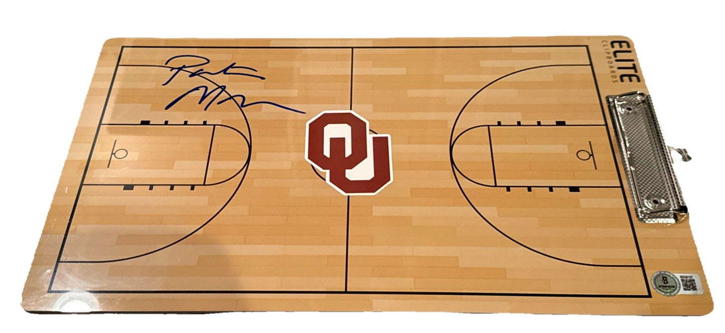 PORTER MOSER Signed (OKLAHOMA SOONERS) Coaches clipboard BECKETT BAS BS38137
