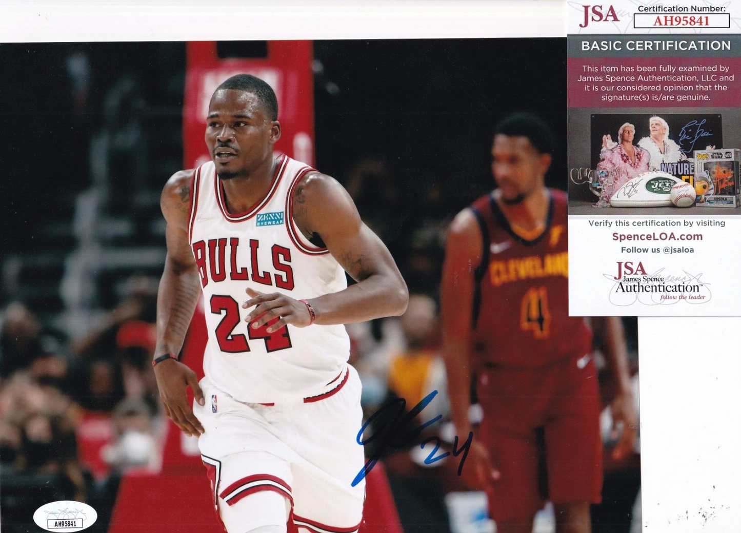 JAVONTE GREEN signed (CHICAGO BULLS) basketball 8X10 photo JSA COA AH95841