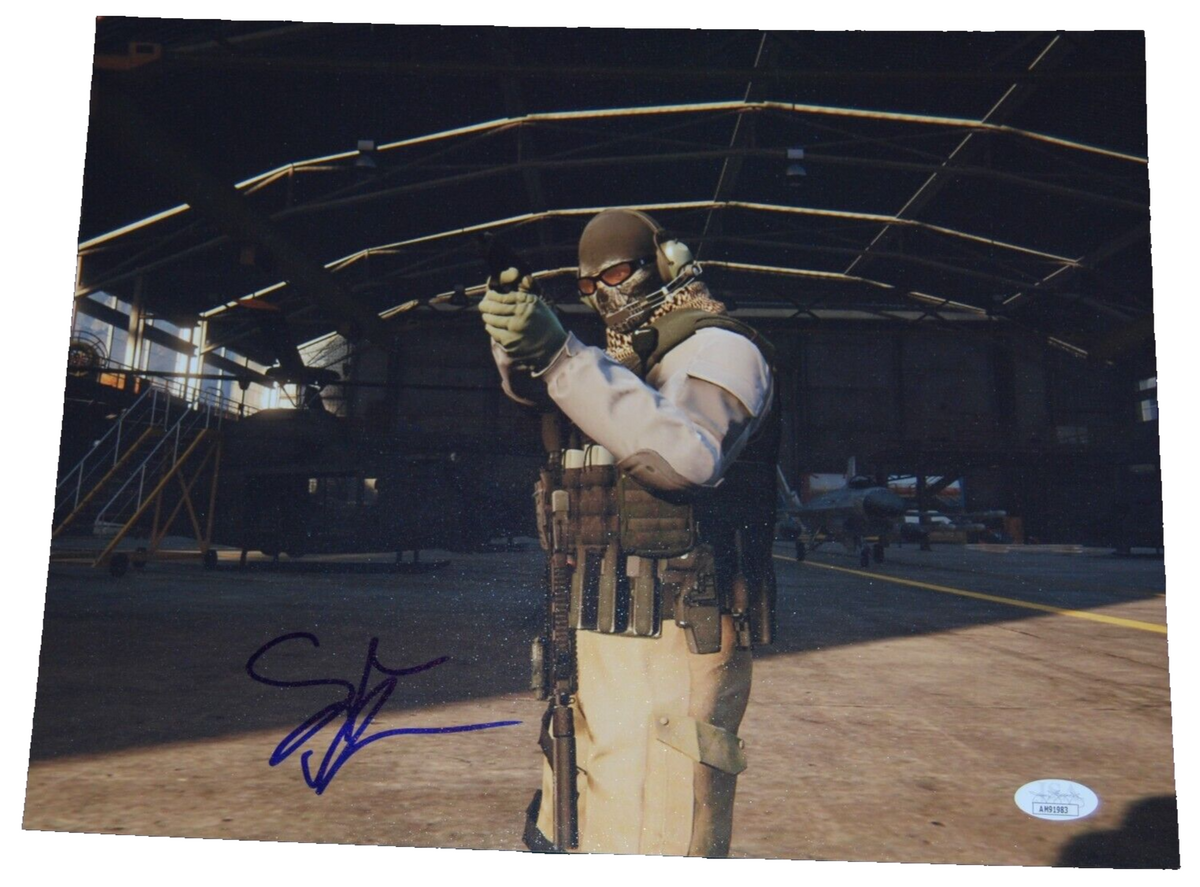 SAMUEL ROUKIN signed (CALL OF DUTY MODERN WARFARE) Ghost 11x14 photo JSA AM91983