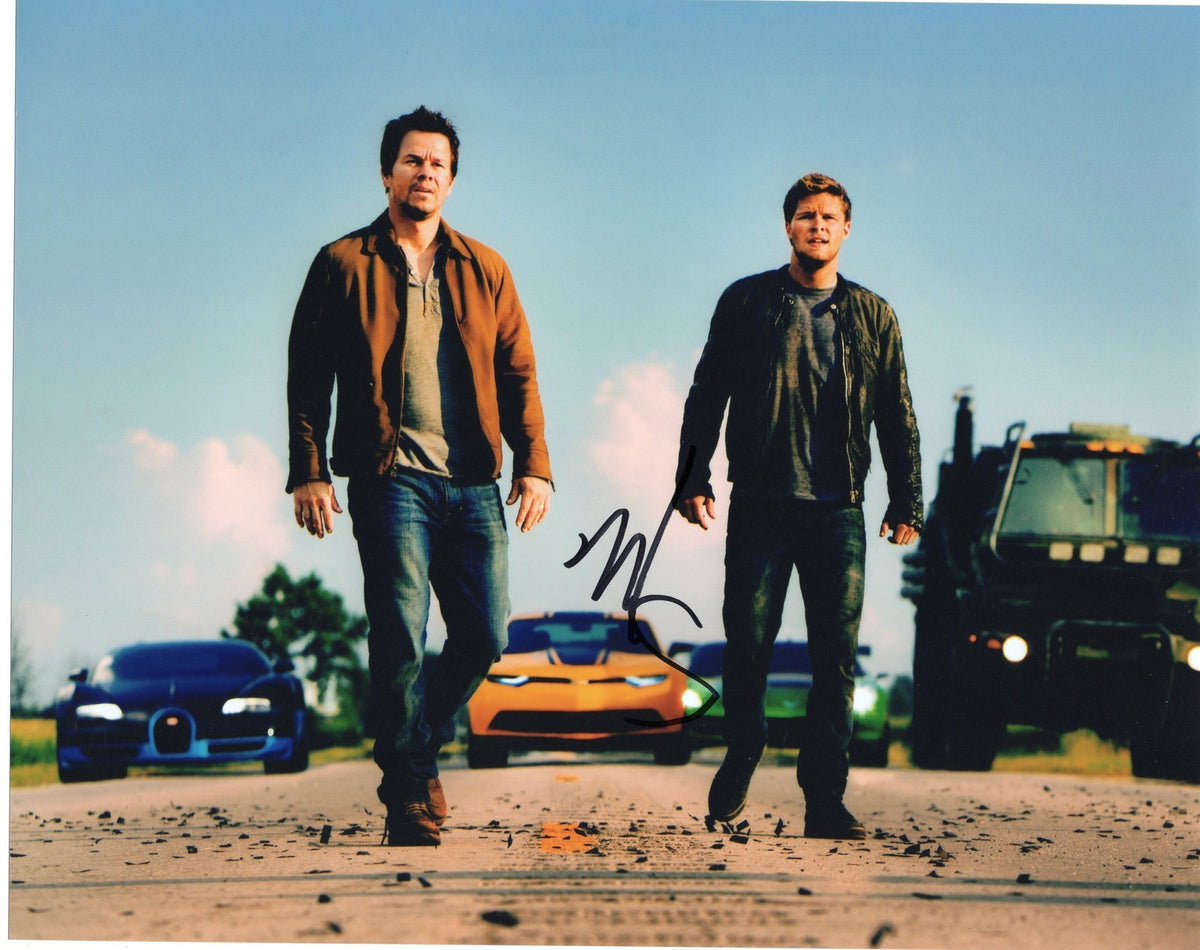 Mark Wahlberg Ted Movie Departed Invincible Signed 8x10 Photo w/COA #5