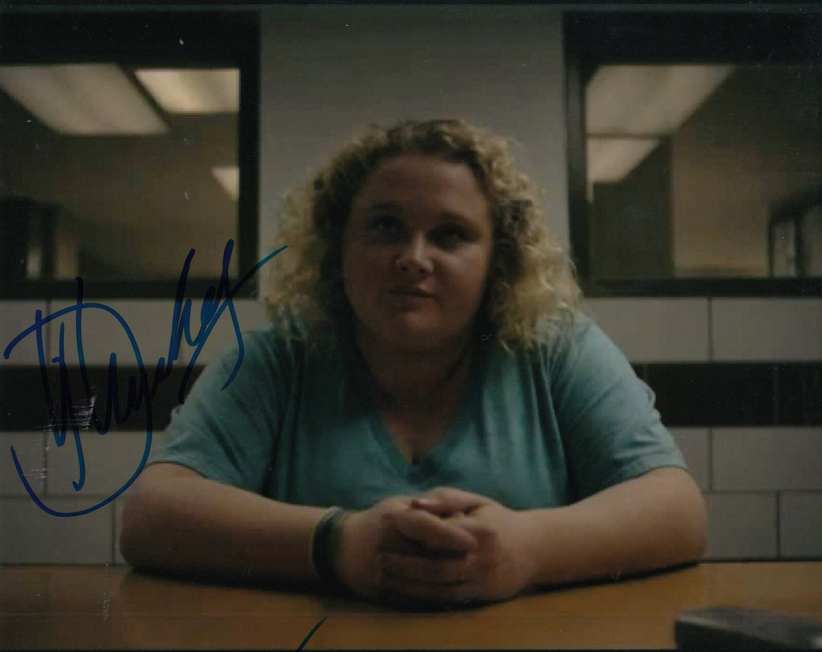 DANIELLE MACDONALD signed (PATTI CAKE$) Movie 8X10 photo autographed W/COA #5
