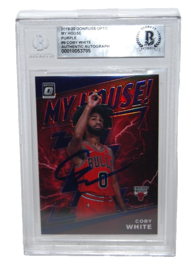 COBY WHITE signed (CHICAGO BULLS) 2019-20 Donruss Optic card BECKETT 00018053785