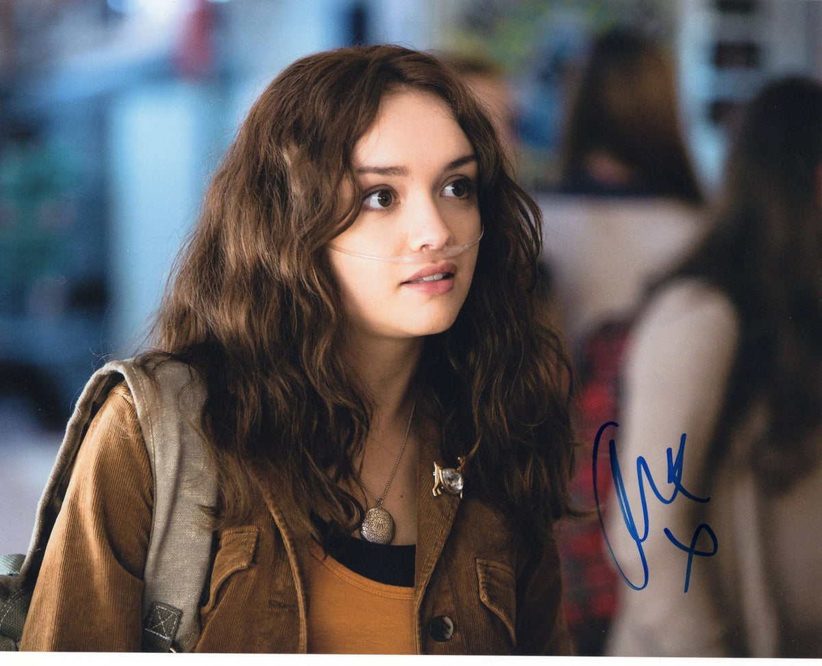 Olivia Cooke Signed 8x10 Photo w/COA Bates Motel Emma De Cody #2
