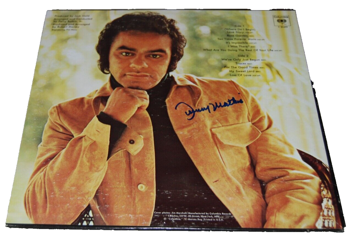 JOHNNY MATHIS signed (LOVE STORY) Vinyl Album Record BECKETT BAS BM02732