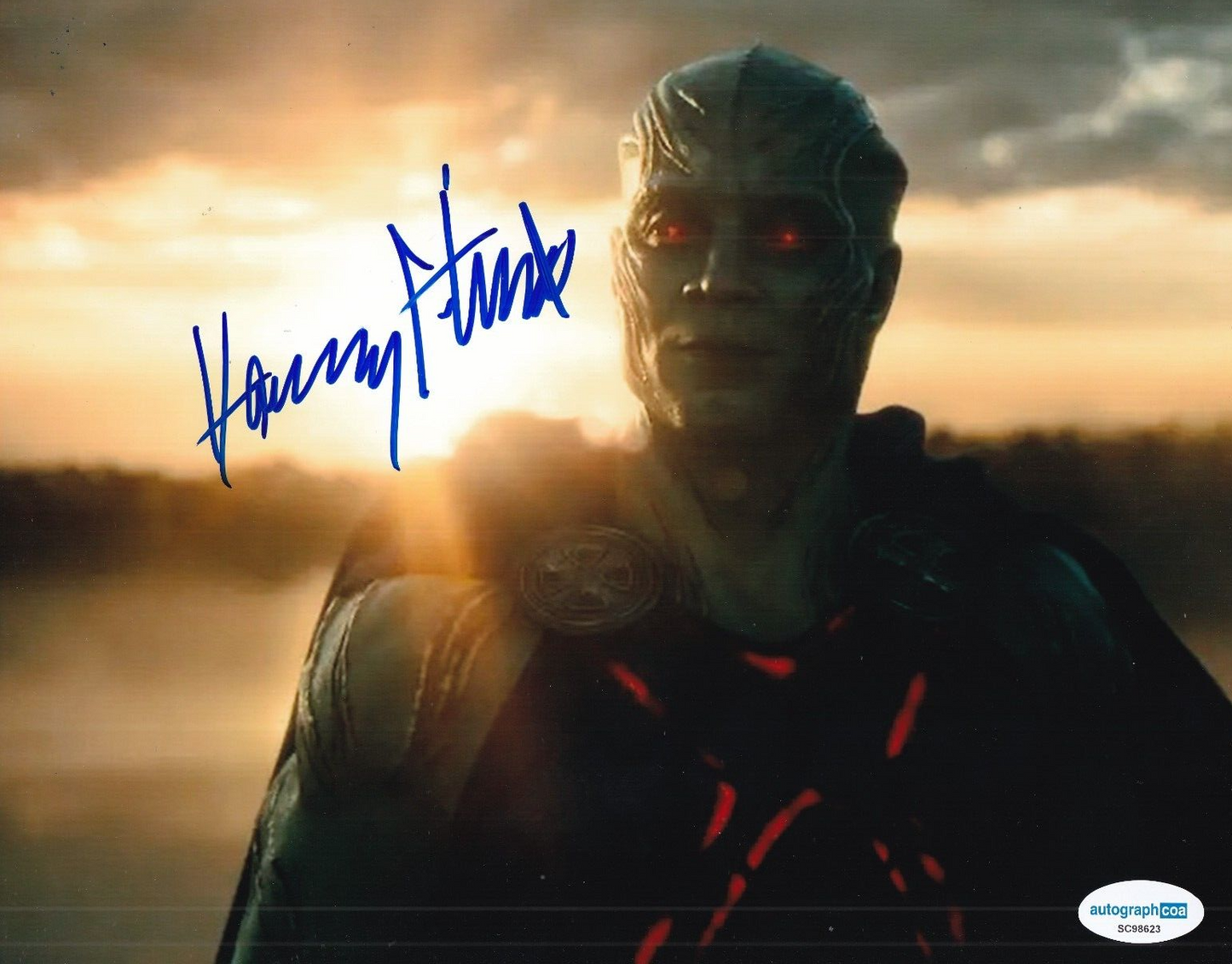 HARRY LENNIX signed (JUSTICE LEAGUE) Martian Manhunter 8X10 photo ACOA SC98623
