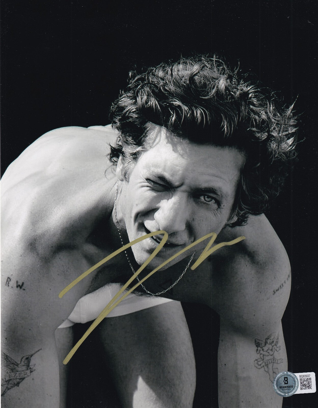 JEREMY ALLEN WHITE signed (THE BEAR) Chef Carmen 8X10 photo BECKETT BQ83937