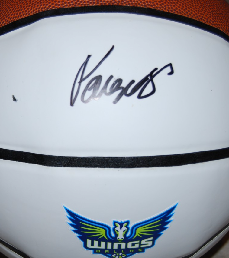 PAIGE BUECKERS signed (DALLAS WINGS) WNBA #1 PIC F/S LOGO basketball JSA CF85625