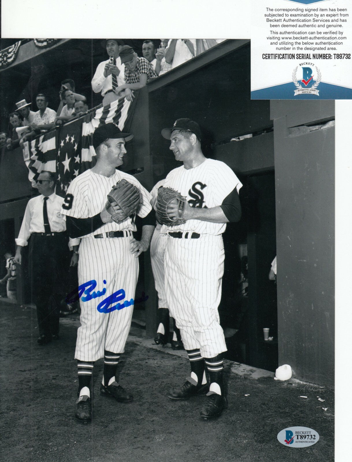 BILL PIERCE signed (CHICAGO WHITE SOX) baseball 8X10 photo BECKETT BAS T89732
