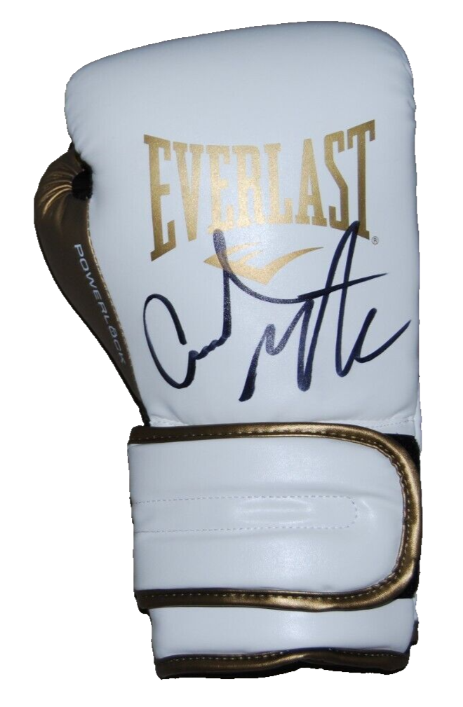 CURMEL MOTON signed (Super Featherweight) Everlast Boxing glove BECKETT BR00356