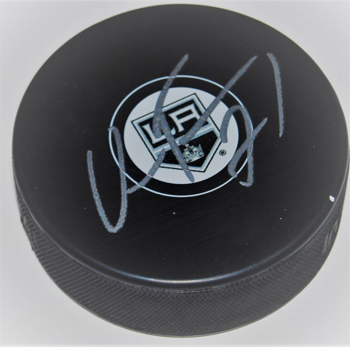 OSCAR FANTENBERG signed (LOS ANGELES KINGS) souvenir logo hockey puck W/COA