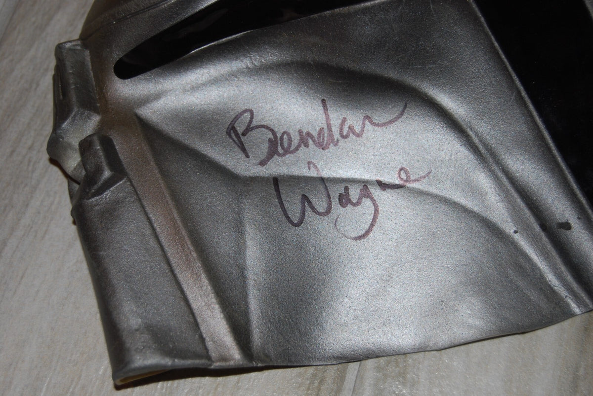 BRENDAN WAYNE signed (THE MANDALORIAN) Latex Adult Size toy Mask SWAU A29611