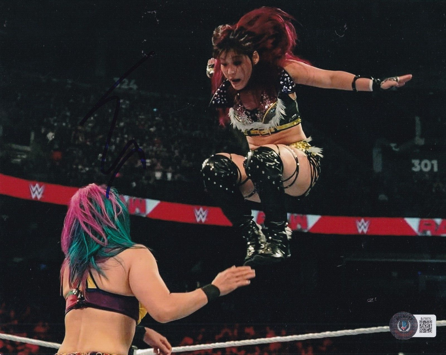 IYO SKY signed (WWE DIVA) JAPAN WRESTLING RAW 8X10 photo BECKETT BAS BJ79370