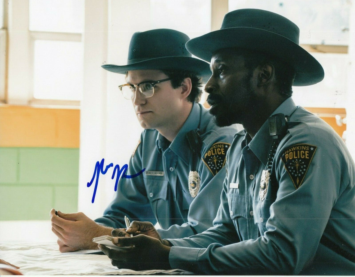 JOHN REYNOLDS signed (STRANGER THINGS) 8X10 photo *OFFICER CALLAHAN* W/COA #4