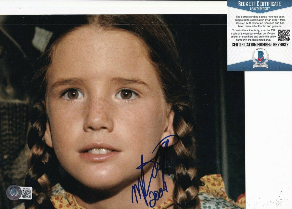 MELISSA GILBERT signed (LITTLE HOUSE ON THE PRAIRE) 8X10 photo BECKETT BB76827