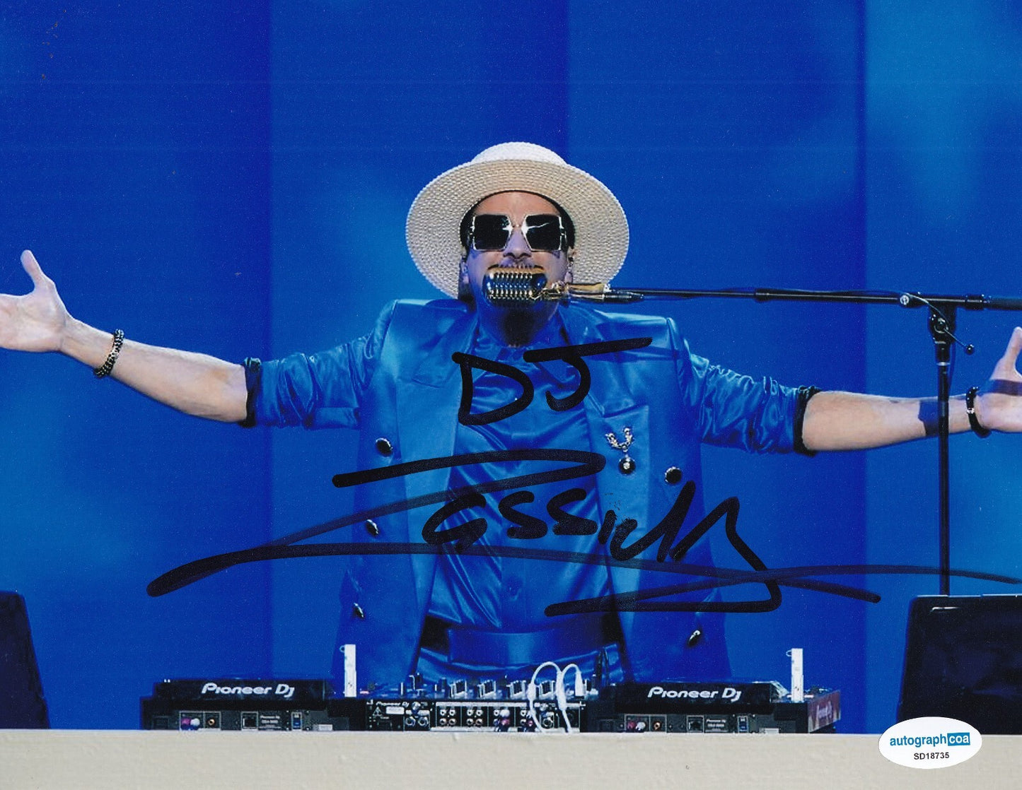 DJ CASSIDY signed (PARADISE ROYAL) Music singer 8x10 photo ACOA SD18735