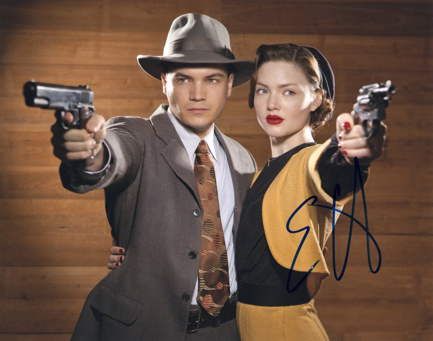 Emile Hirsch Bonnie and Clyde Barrow Signed 8x10 Photo w/COA