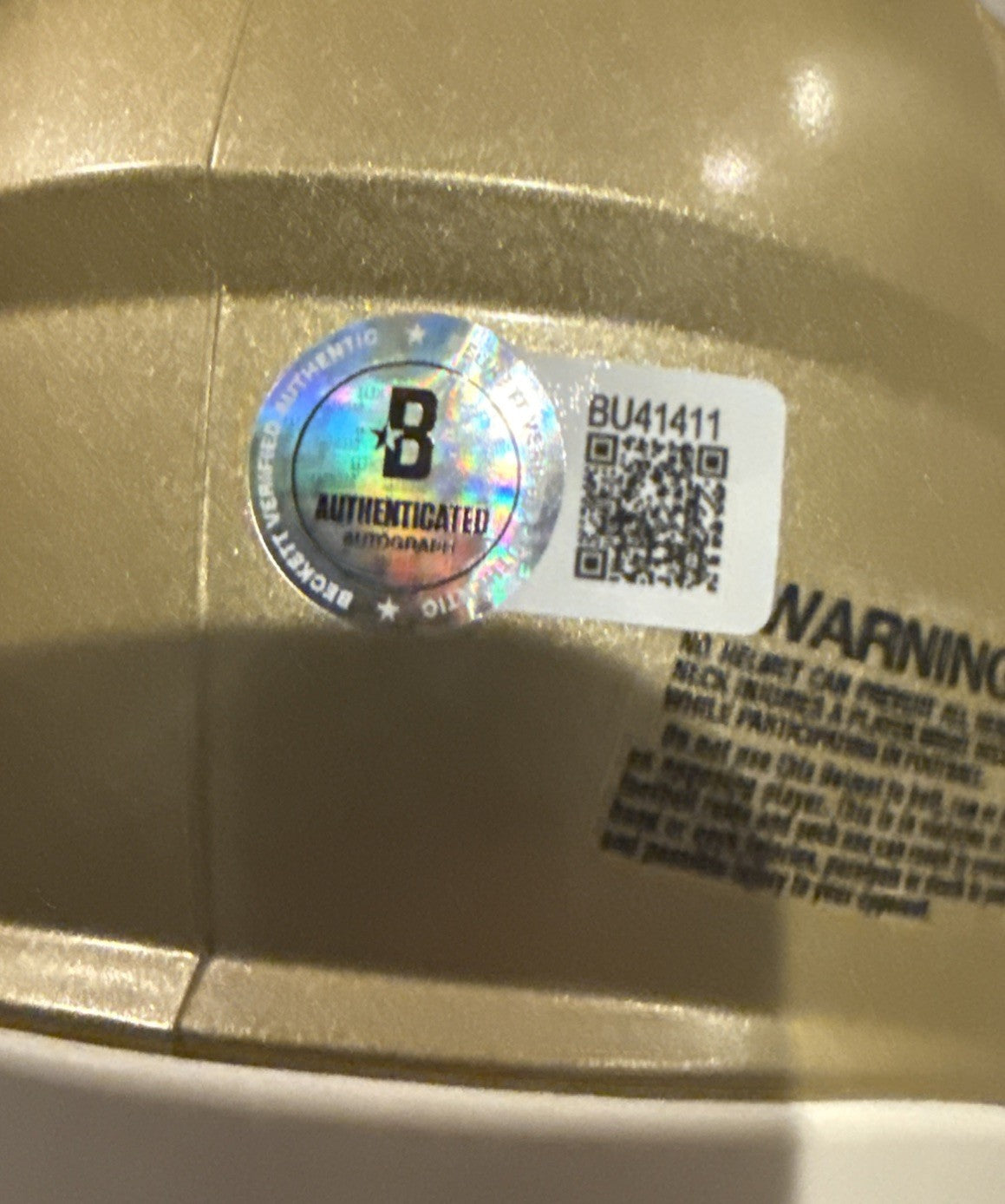 BRADY QUINN signed (NOTRE DAME FIGHTING IRISH) mini helmet BECKETT BU41411