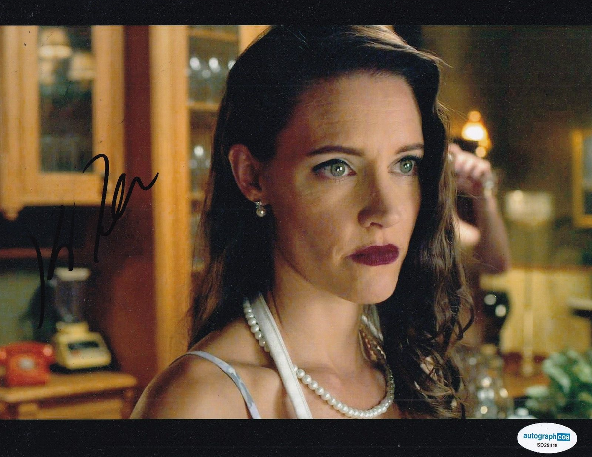 KaDee Strickland signed (PRIVATE PRACTICE) Dr Charlotte 8X10 photo ACOA SD29418