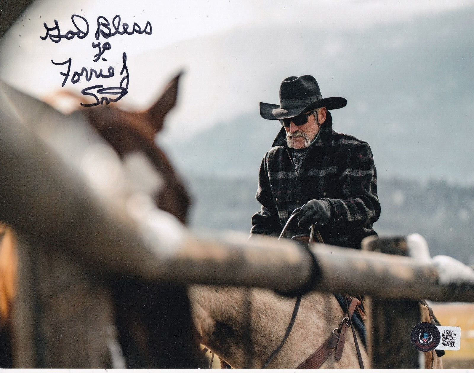 FORRIE J SMITH signed (YELLOWSTONE) Lloyd autographed 8X10 photo BECKETT BJ76587