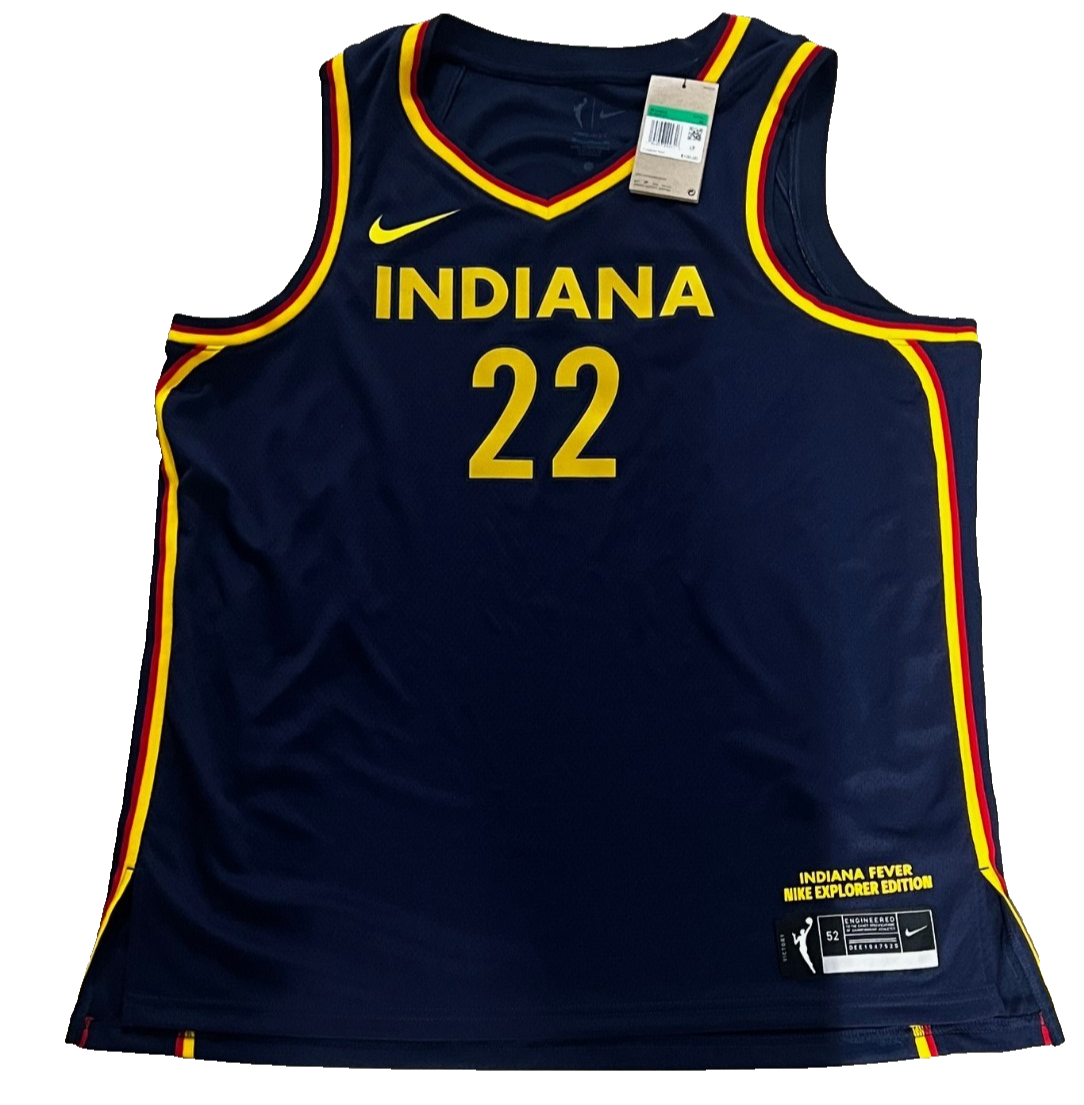 CAITLIN CLARK signed (INDIANA FEVER) WNBA basketball jersey BECKETT AE38115