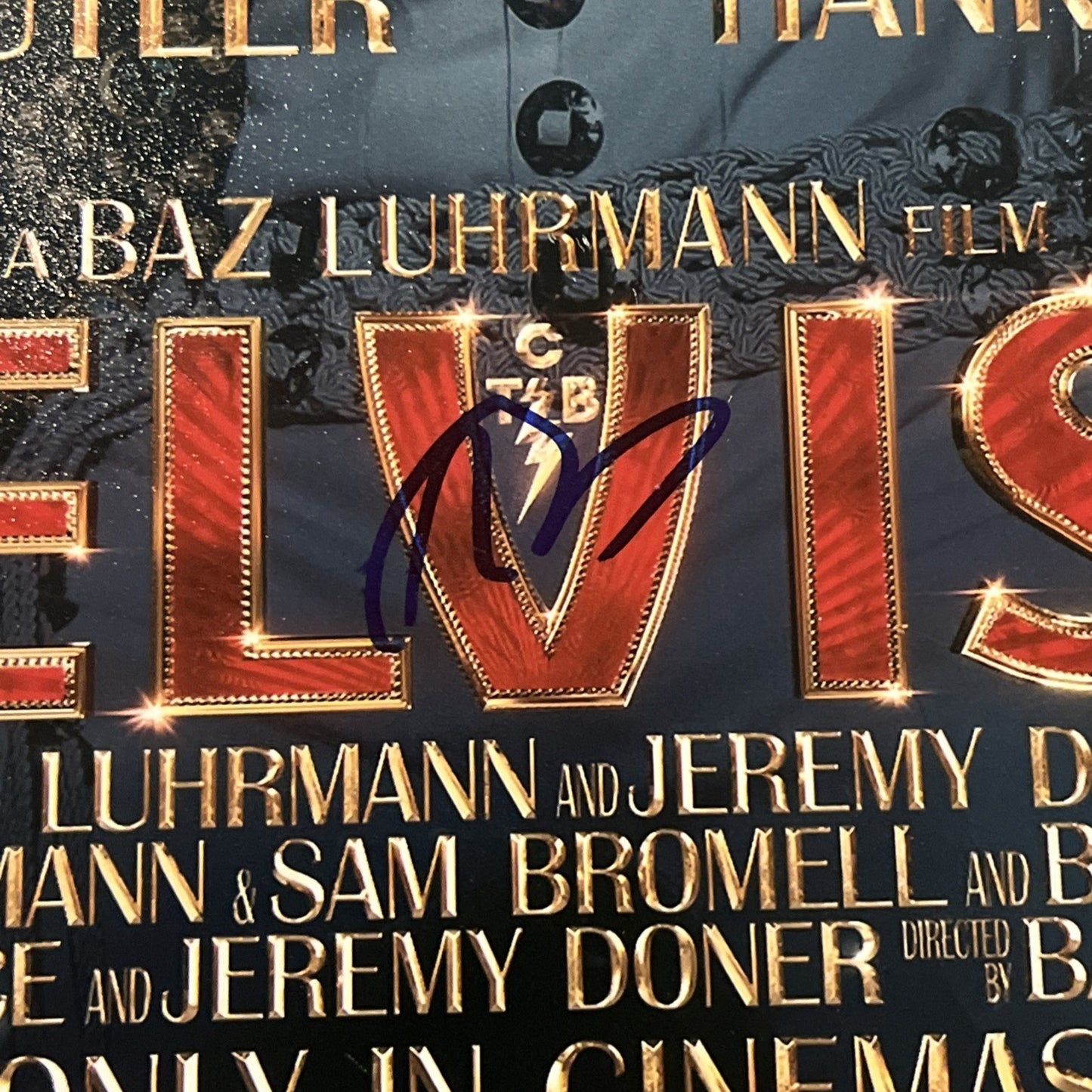 AUSTIN BUTLER signed (ELVIS) autographed movie 11X14 photo Poster JSA AQ86610