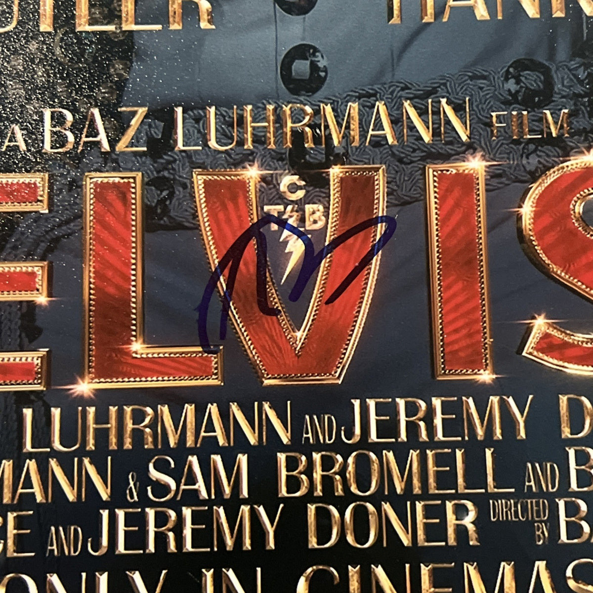 AUSTIN BUTLER signed (ELVIS) autographed movie 11X14 photo Poster JSA AQ86610