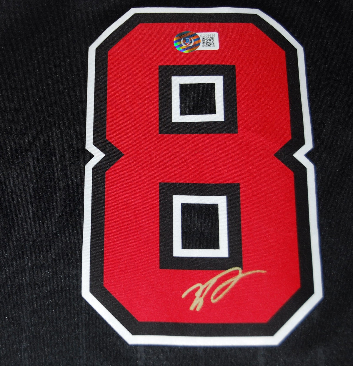ZACK LAVINE signed (CHICAGO BULLS) Black Swingman jersey BECKETT BAS BG93628