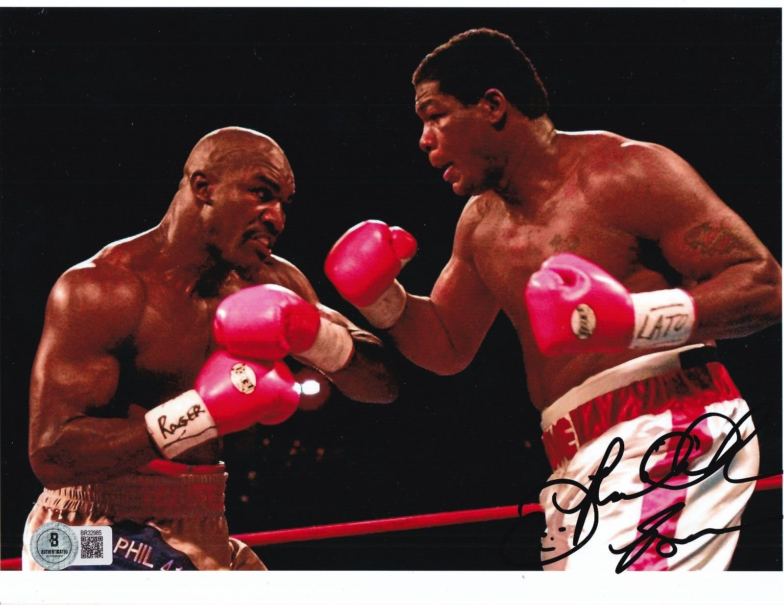 RIDDICK BOWE signed (BOXING) HEAVYWEIGHT CHAMPION 8X10 photo BECKETT BAS BR32985
