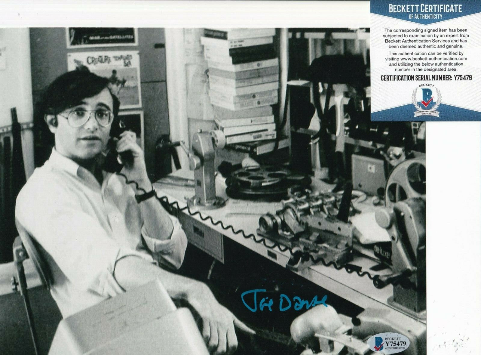 JOE DANTE signed (GREMLINS) Movie Director 8X10 photo BECKETT BAS Y75479