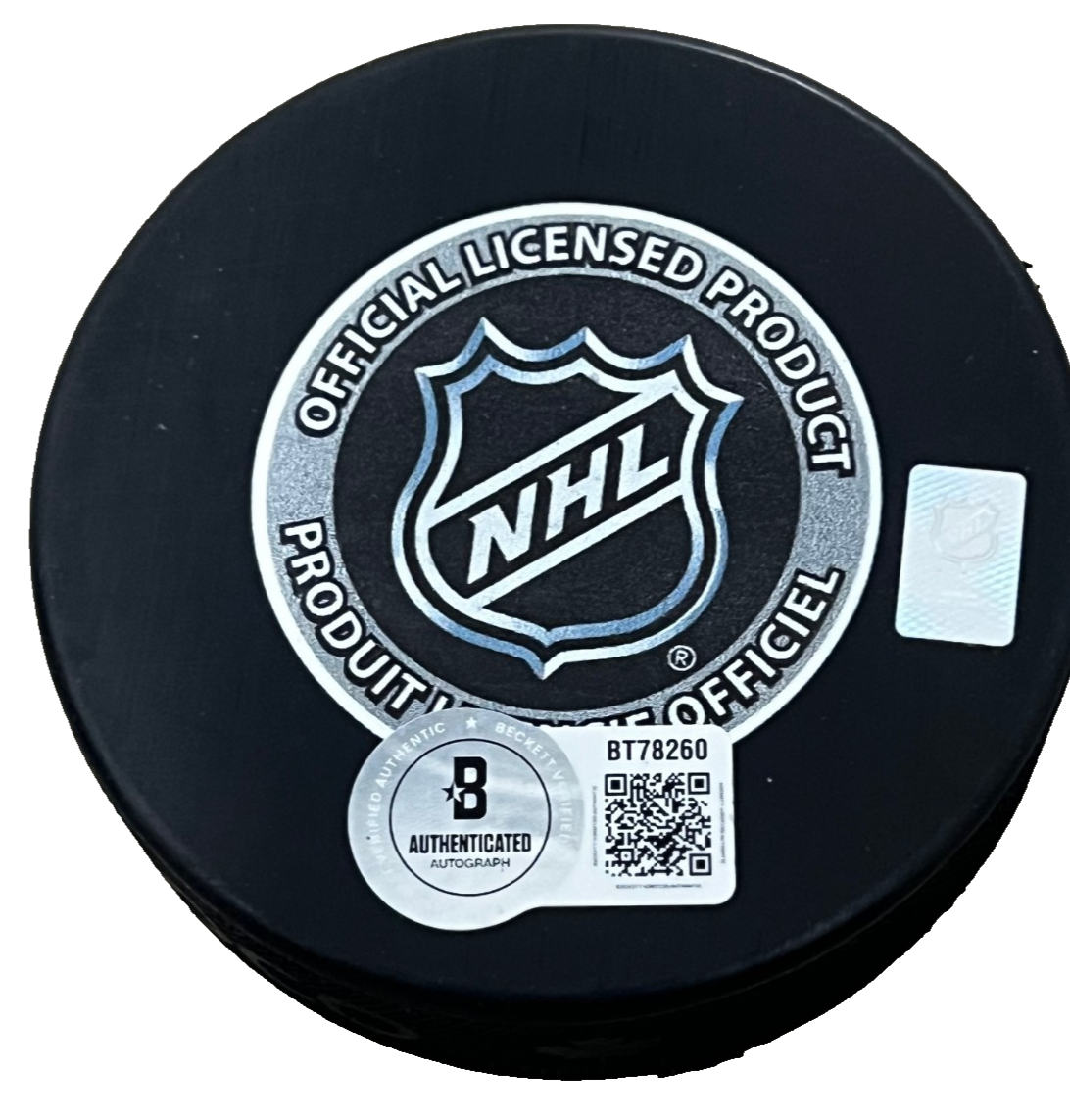 MASON WEST signed (2025 DRAFT) CHICAGO BLACKHAWKS puck BECKETT BT78260