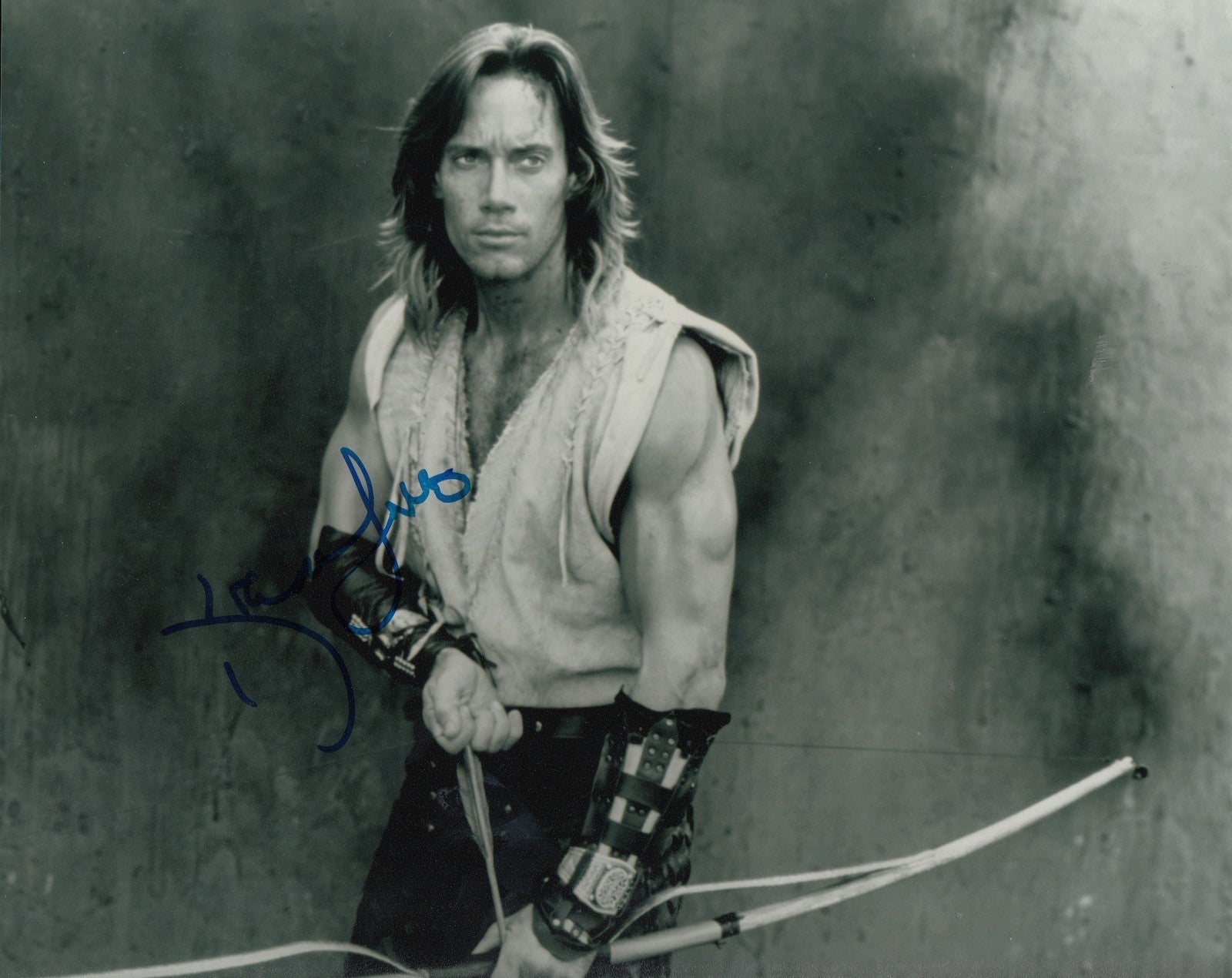 KEVIN SORBO signed (HERCULES: THE LEGENDARY JOURNEYS) 8X10 photo *PROOF* W/COA 4